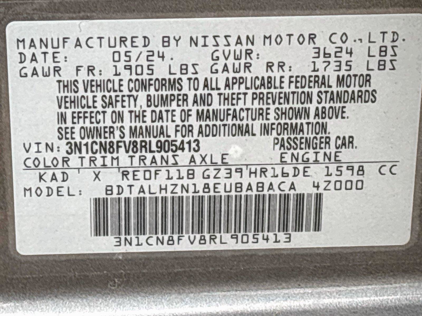 Used 2024 Nissan Versa SR FWD image 22