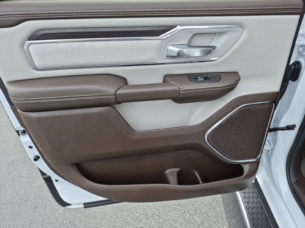 New 2027 RAM 1500 Laramie AWD/4WD image 23