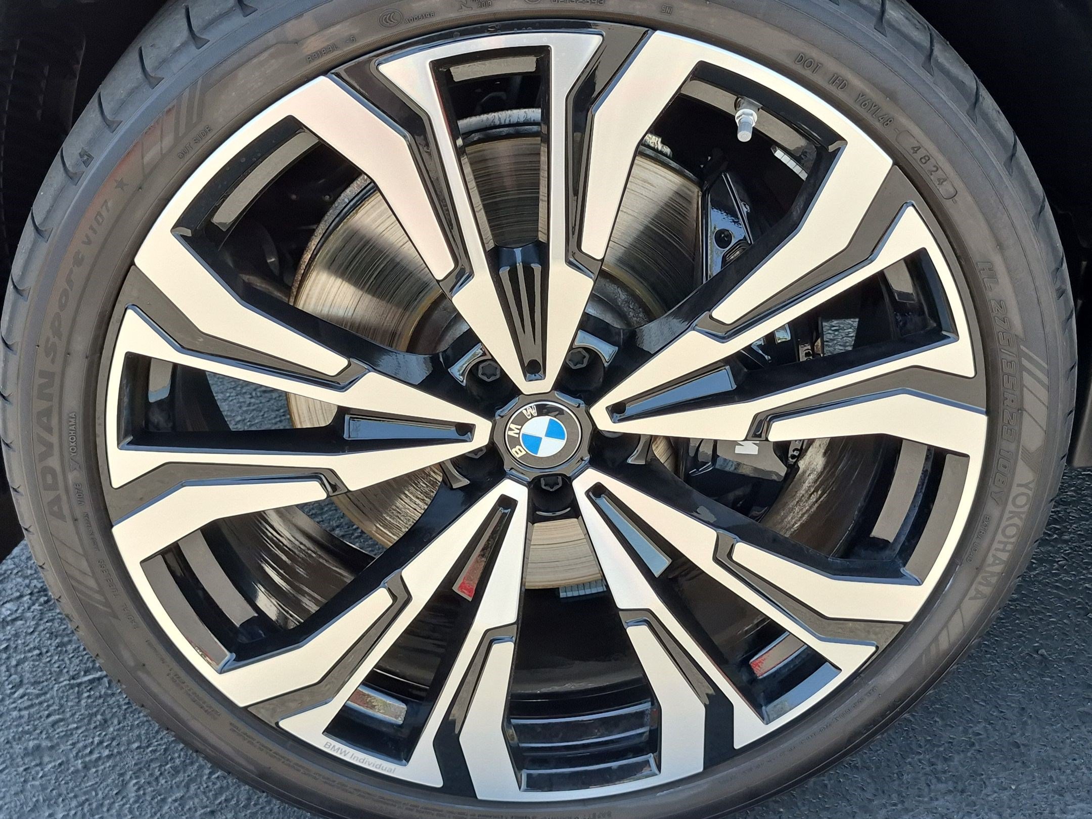Used 2026 BMW X7 M60i AWD/4WD image 13