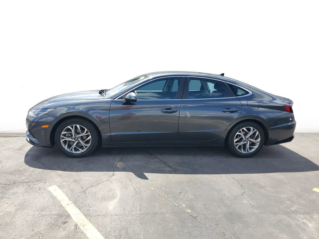 Used 2023 Hyundai Sonata SEL w/ Cargo Package image 4