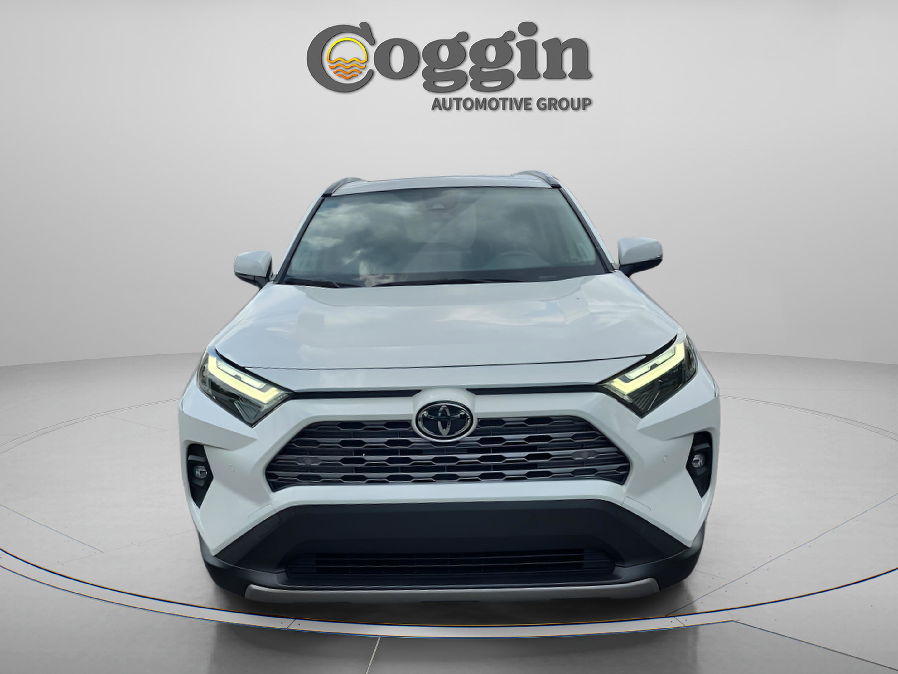 Used 2023 Toyota RAV4 Limited image 8