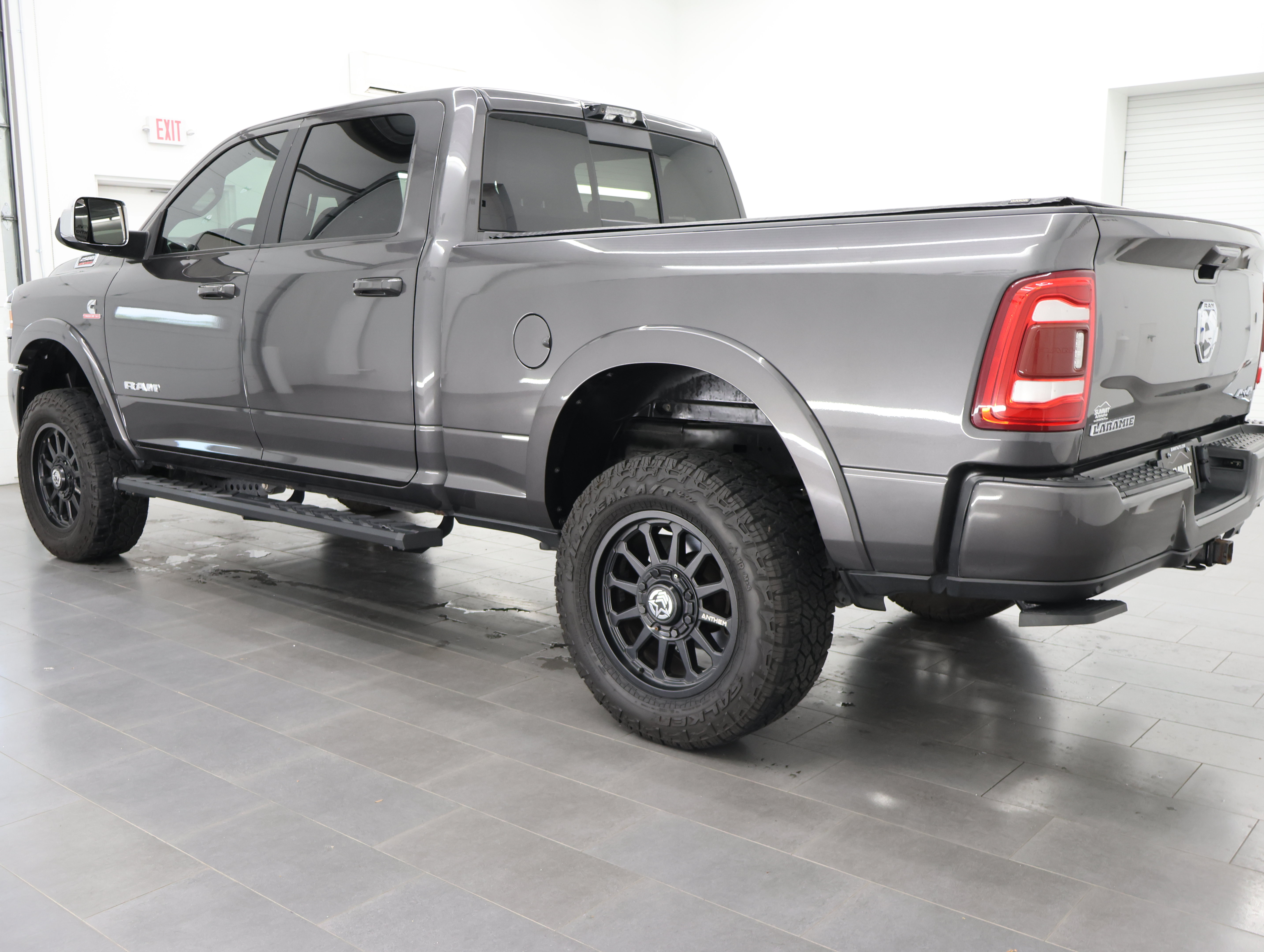 Used 2022 RAM 2500 Laramie AWD/4WD image 6