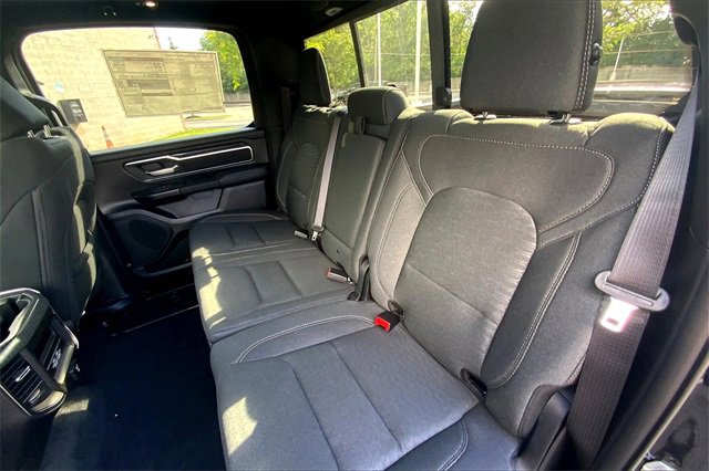 New 2026 RAM 1500 4x4 Crew Cab image 10