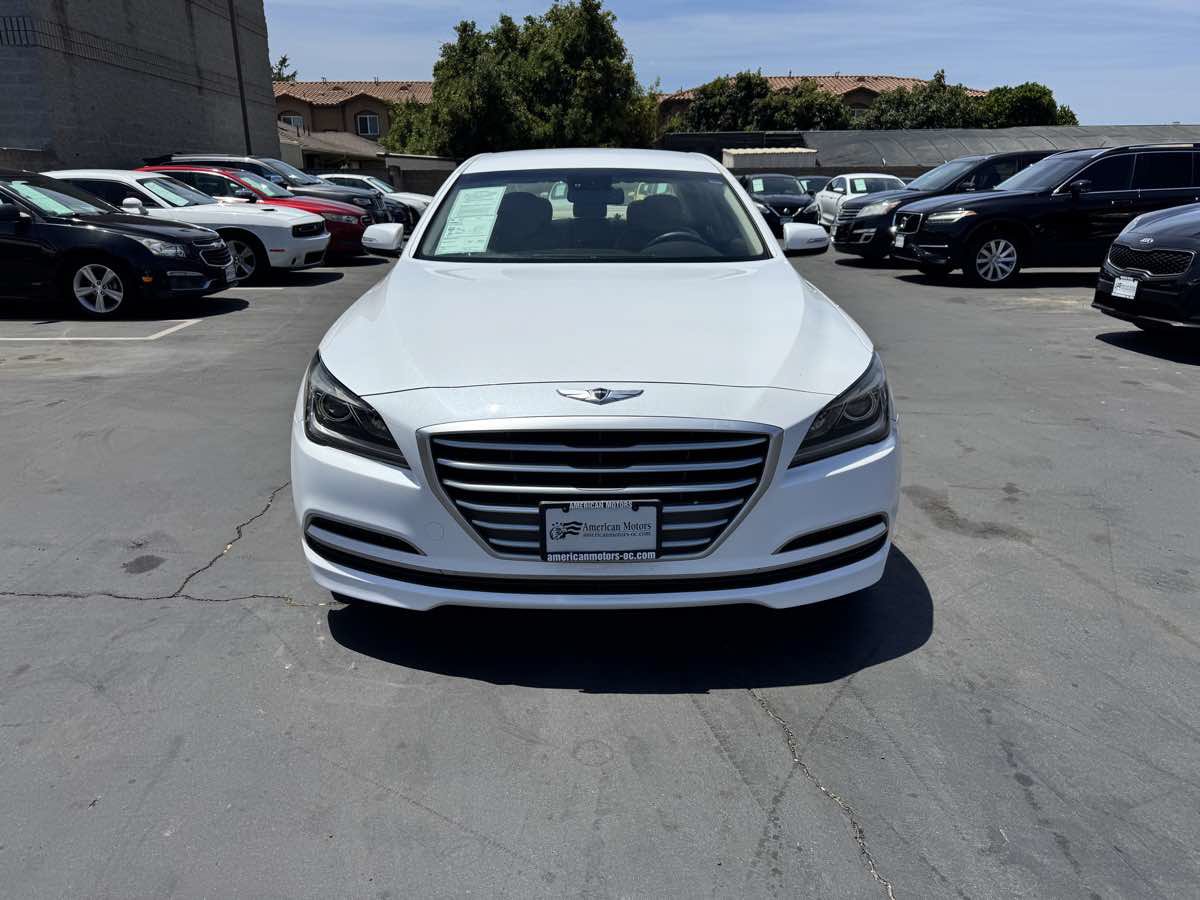Used 2015 Hyundai Genesis 3.8 RWD image 9