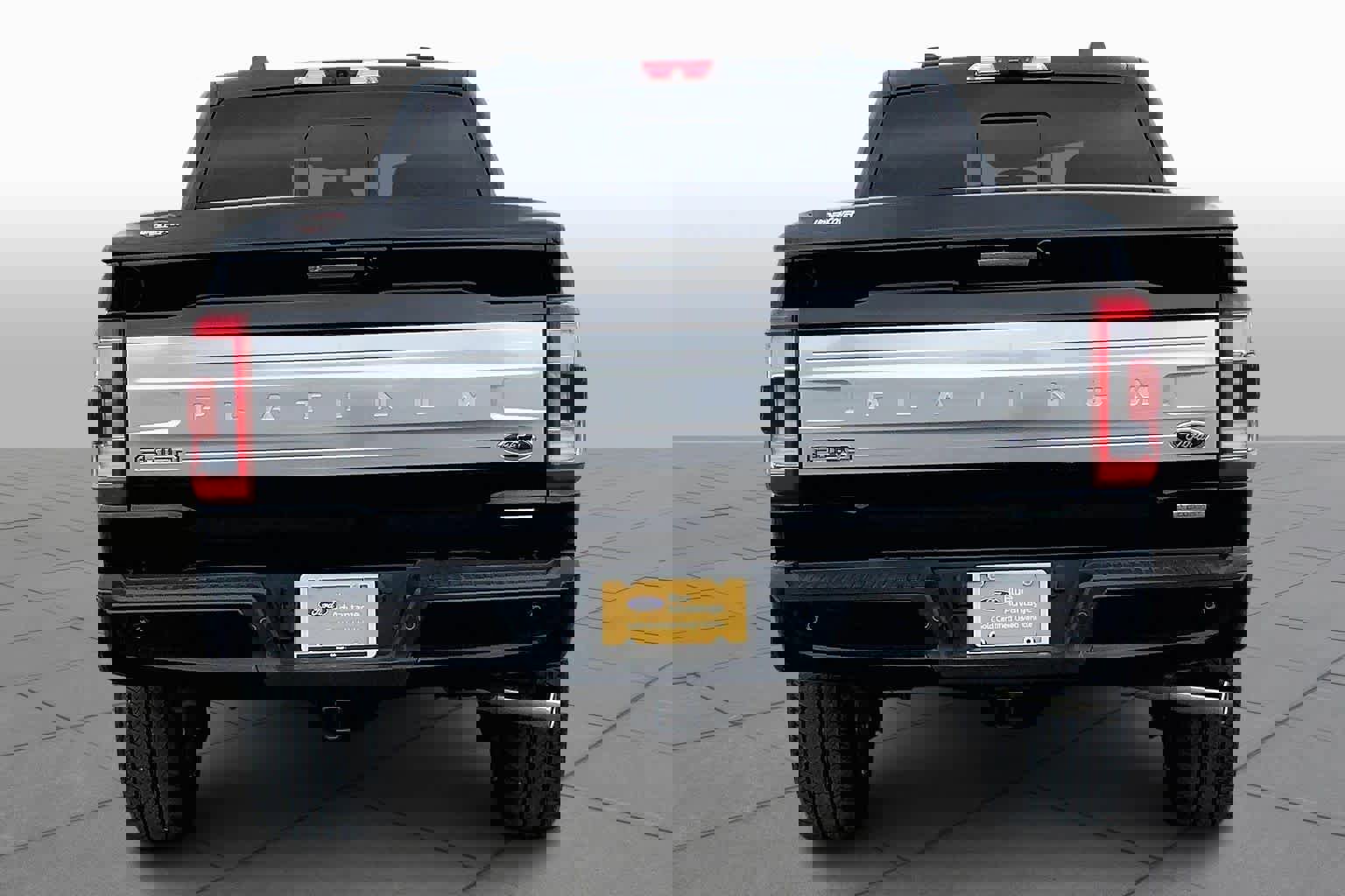 Certified 2022 Ford F150 Platinum w/ Equipment Group 701A High image 5