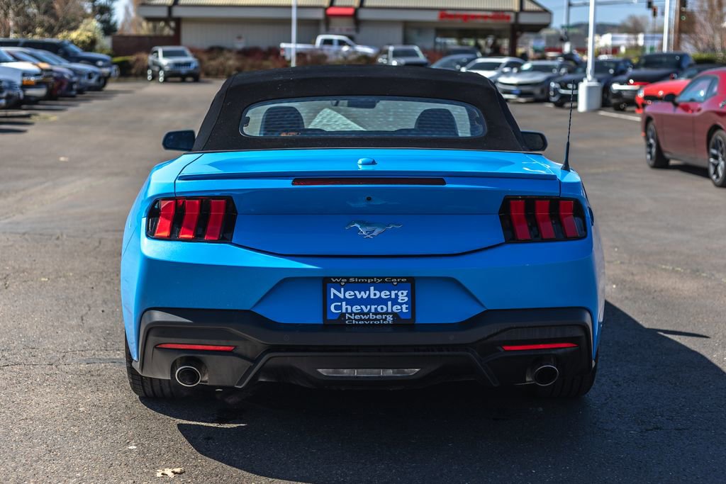 Used 2024 Ford Mustang Premium image 10