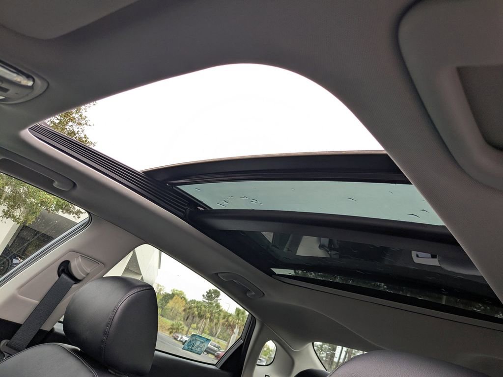 Used 2020 Kia Optima SE FWD image 19