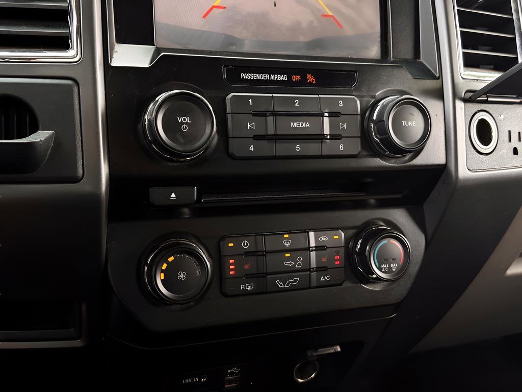 Used 2015 Ford F150 XLT w/ Equipment Group 302A Luxury image 20