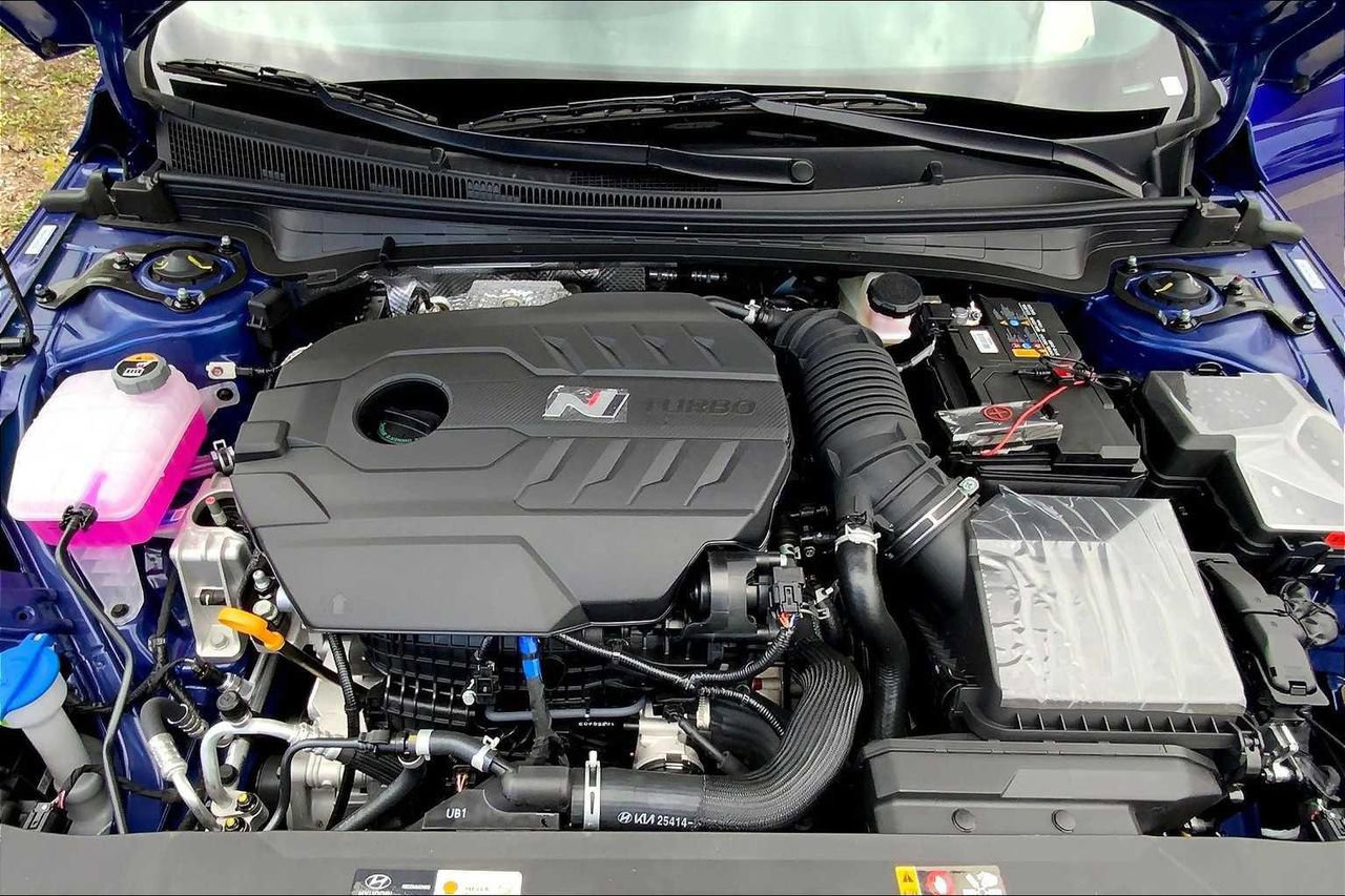 New 2025 Hyundai Elantra N image 16