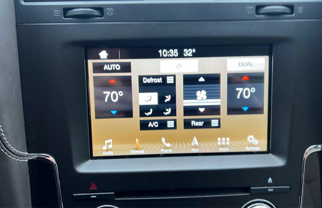 Used 2016 Lincoln Navigator Reserve AWD/4WD image 22