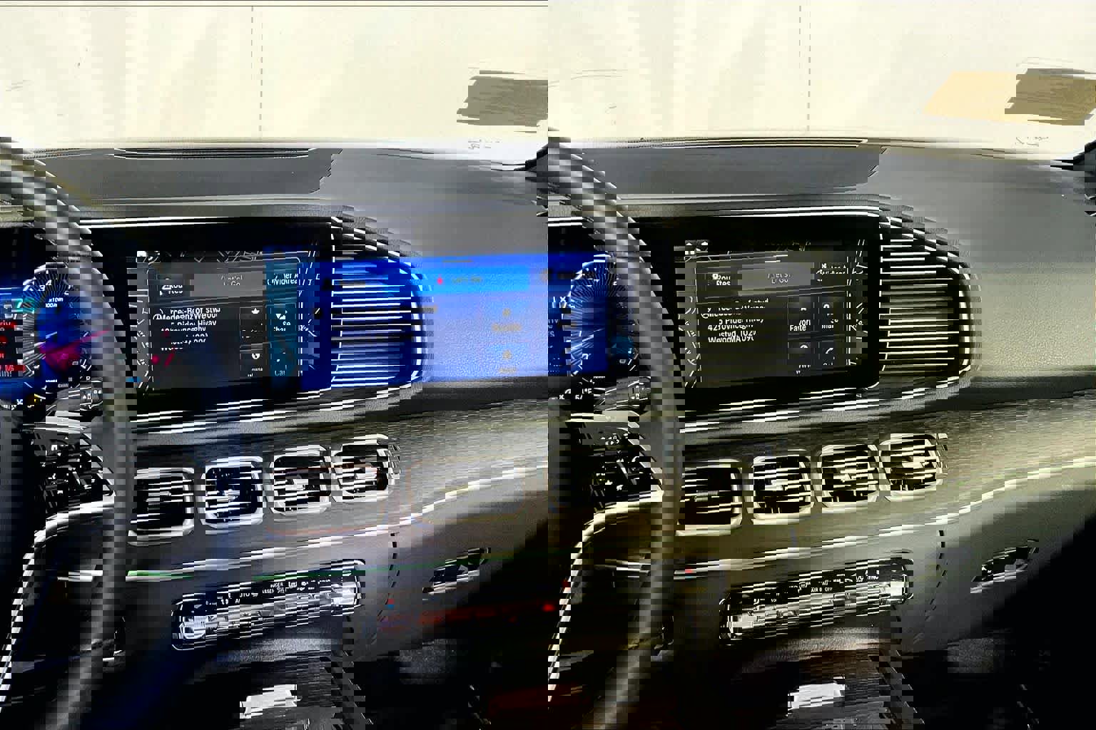 Certified 2026 Mercedes-Benz GLE 350 4MATIC image 7