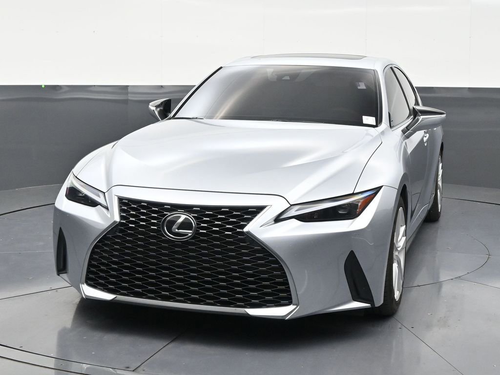 Used 2023 Lexus IS 300 w/ Comfort Package RWD image 8