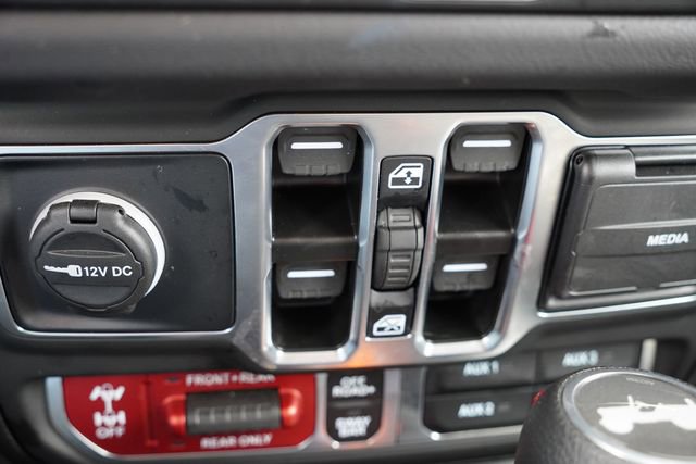 Certified 2025 Jeep Wrangler Unlimited Rubicon 4xe w/ Safety Group image 28