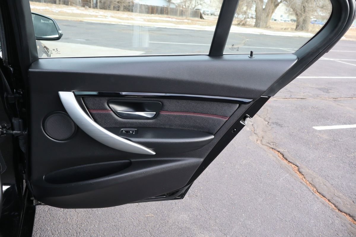 Used 2018 BMW 330i Sedan image 25