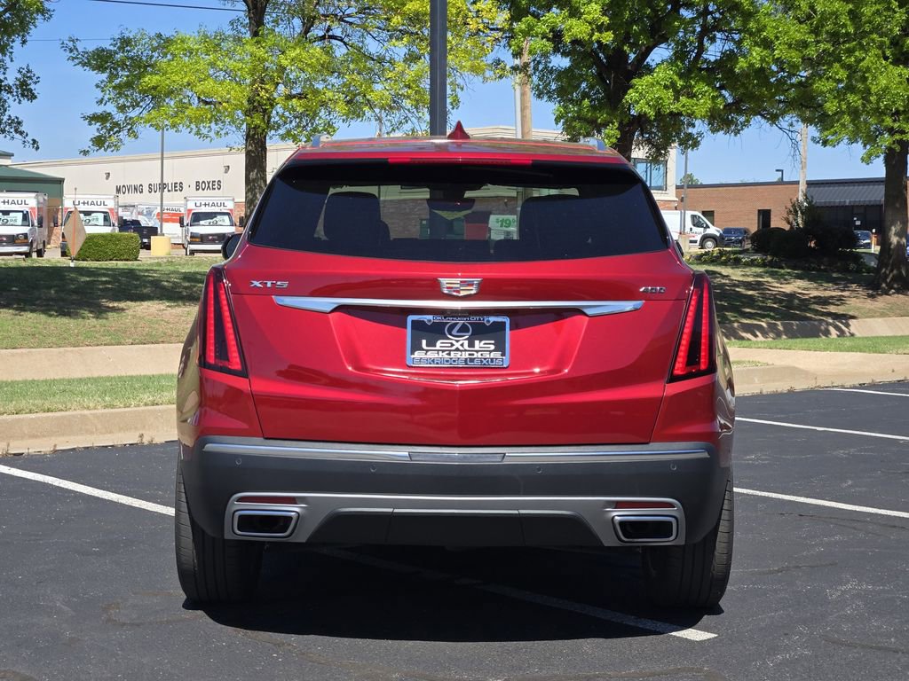 Used 2024 Cadillac XT5 Premium Luxury w/ Technology Package FWD image 6