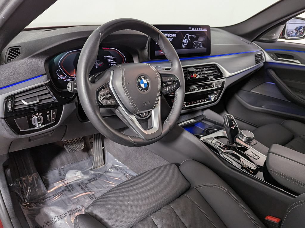 Certified 2023 BMW 530i xDrive w/ Premium Package AWD/4WD image 17