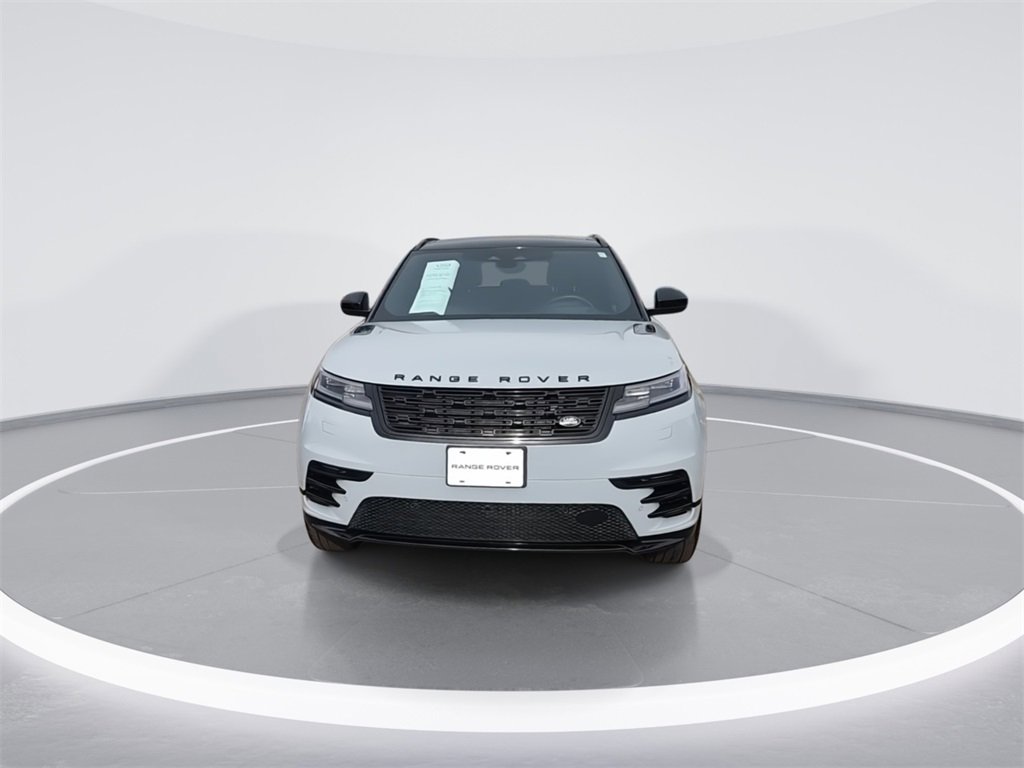 Used 2024 Land Rover Range Rover Velar Dynamic SE image 3