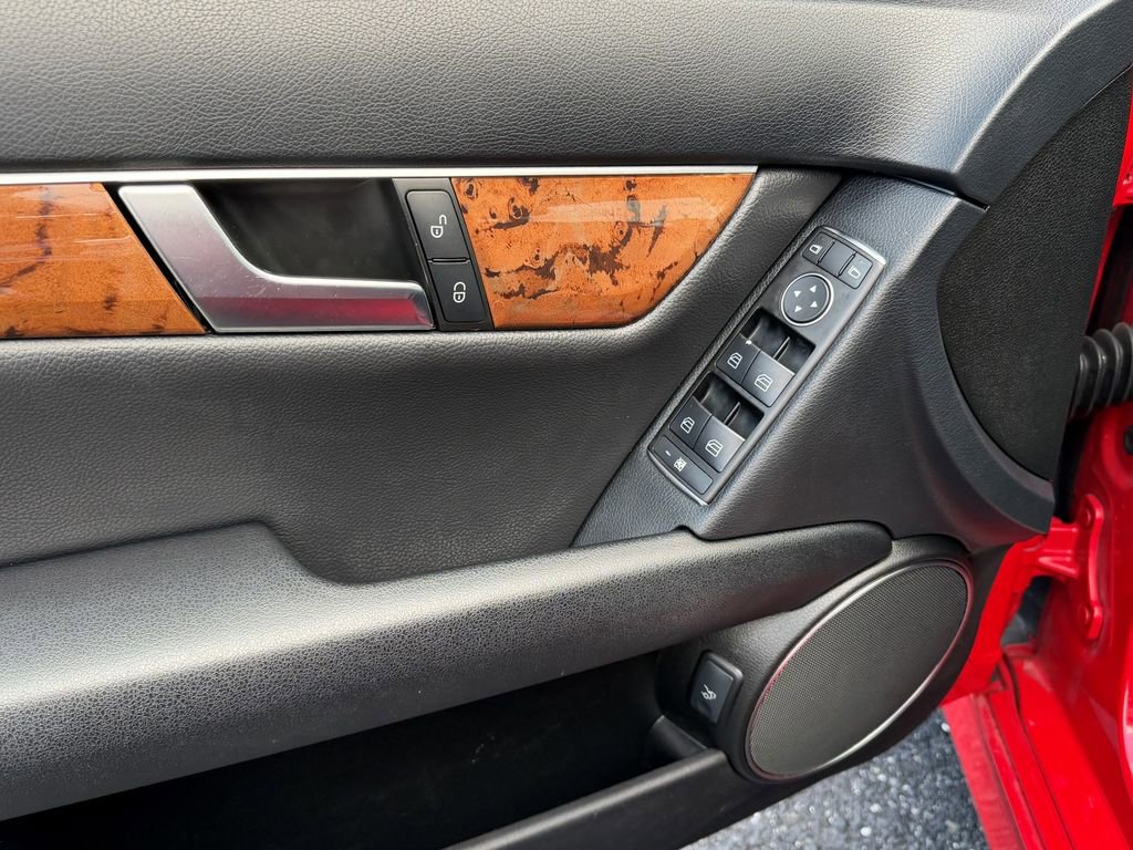 Used 2012 Mercedes-Benz C 300 4MATIC Sedan image 18