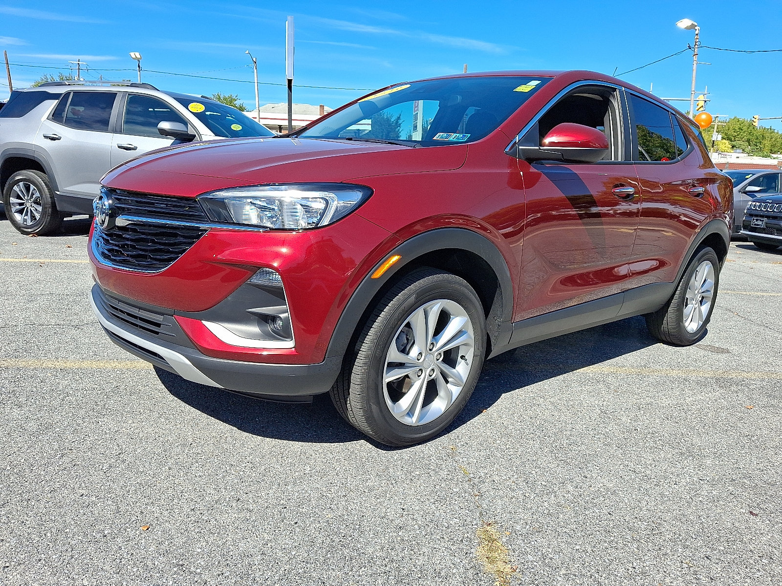 Used 2023 Buick Encore GX Preferred w/ Cold Weather Comfort Package AWD/4WD image 1