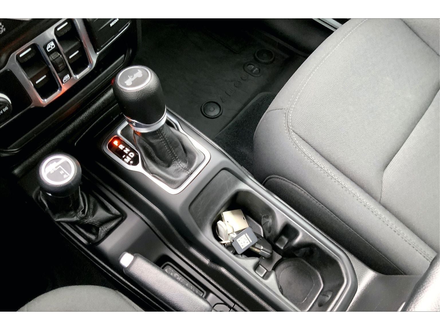 Used 2022 Jeep Wrangler Unlimited Sport AWD/4WD image 18