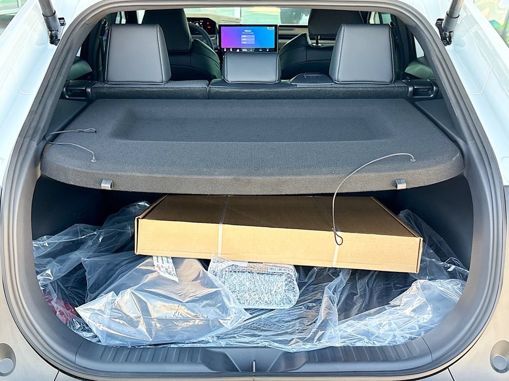 New 2026 Toyota C-HR AWD/4WD image 27