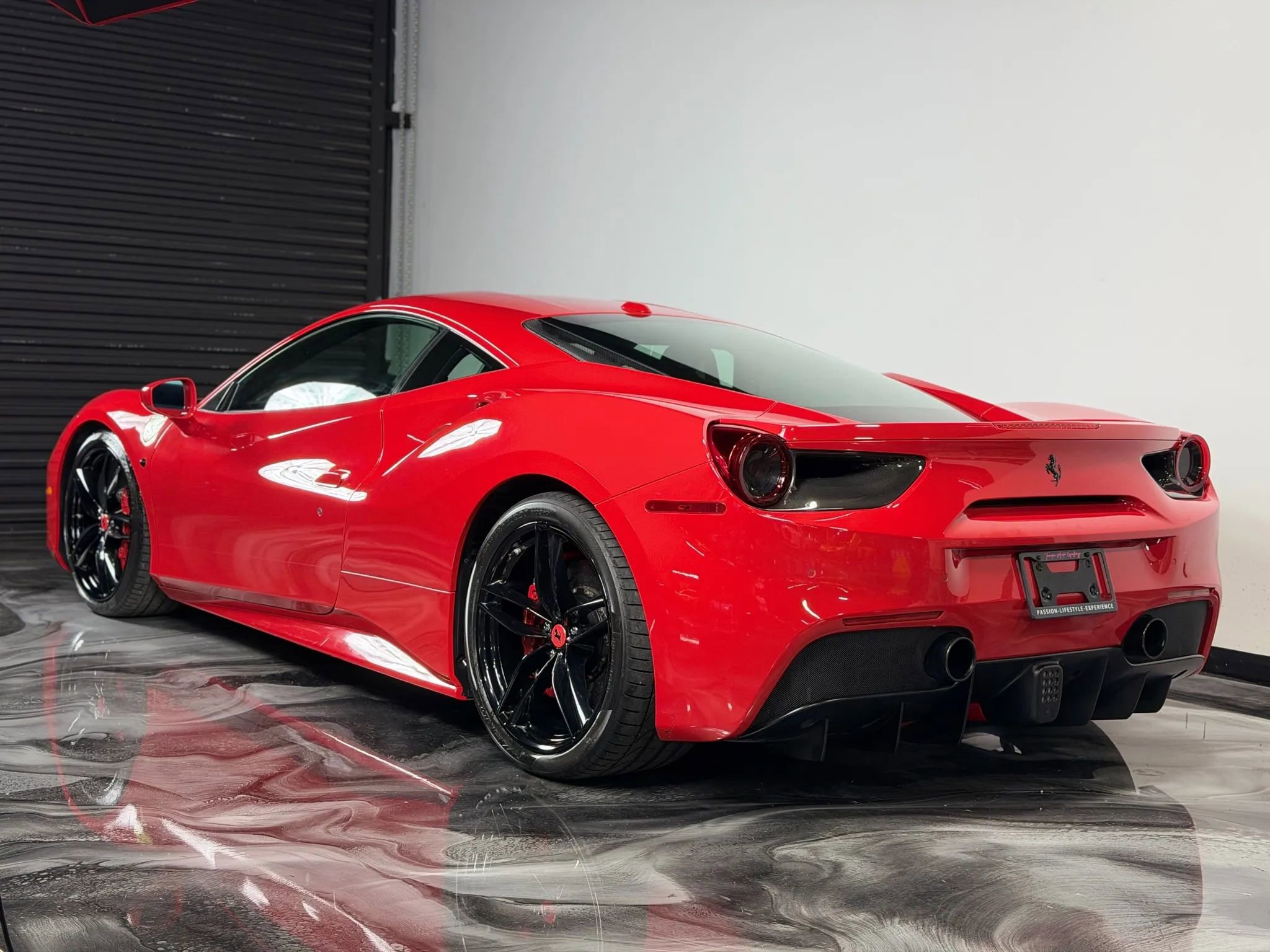 Used 2016 Ferrari 488 GTB image 5