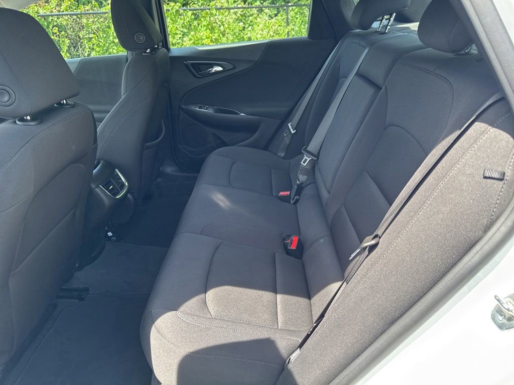 Used 2023 Chevrolet Malibu LT FWD image 14