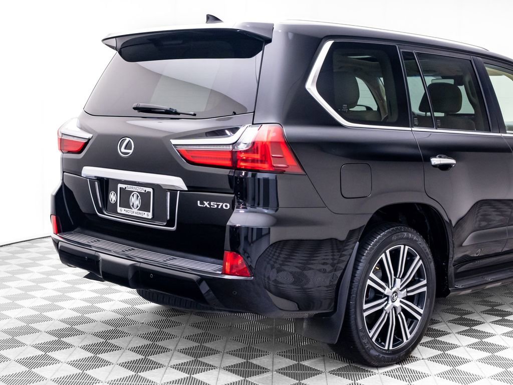 Used 2020 Lexus LX 570 4WD w/ Luxury Package image 42