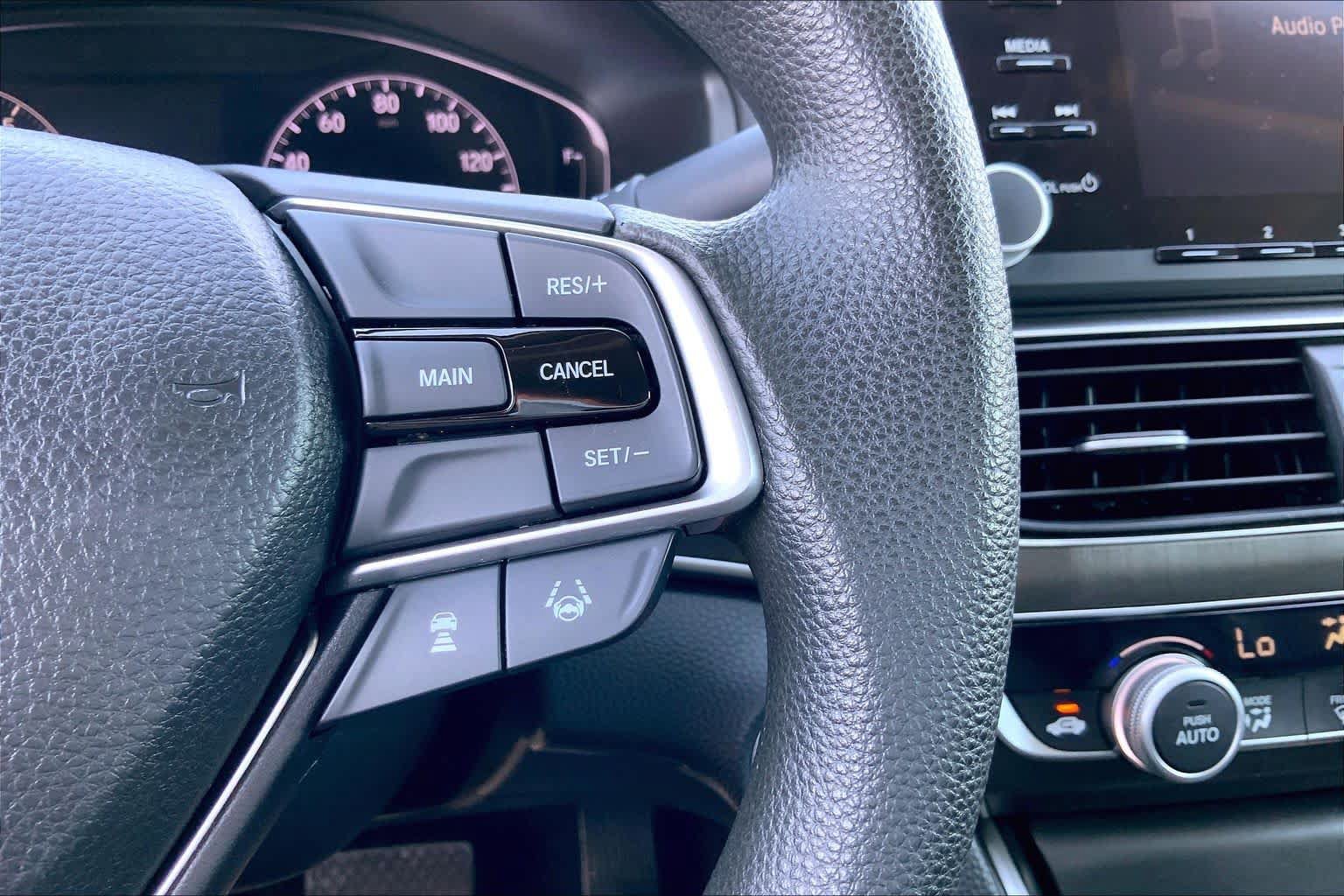 Used 2018 Honda Accord LX image 22