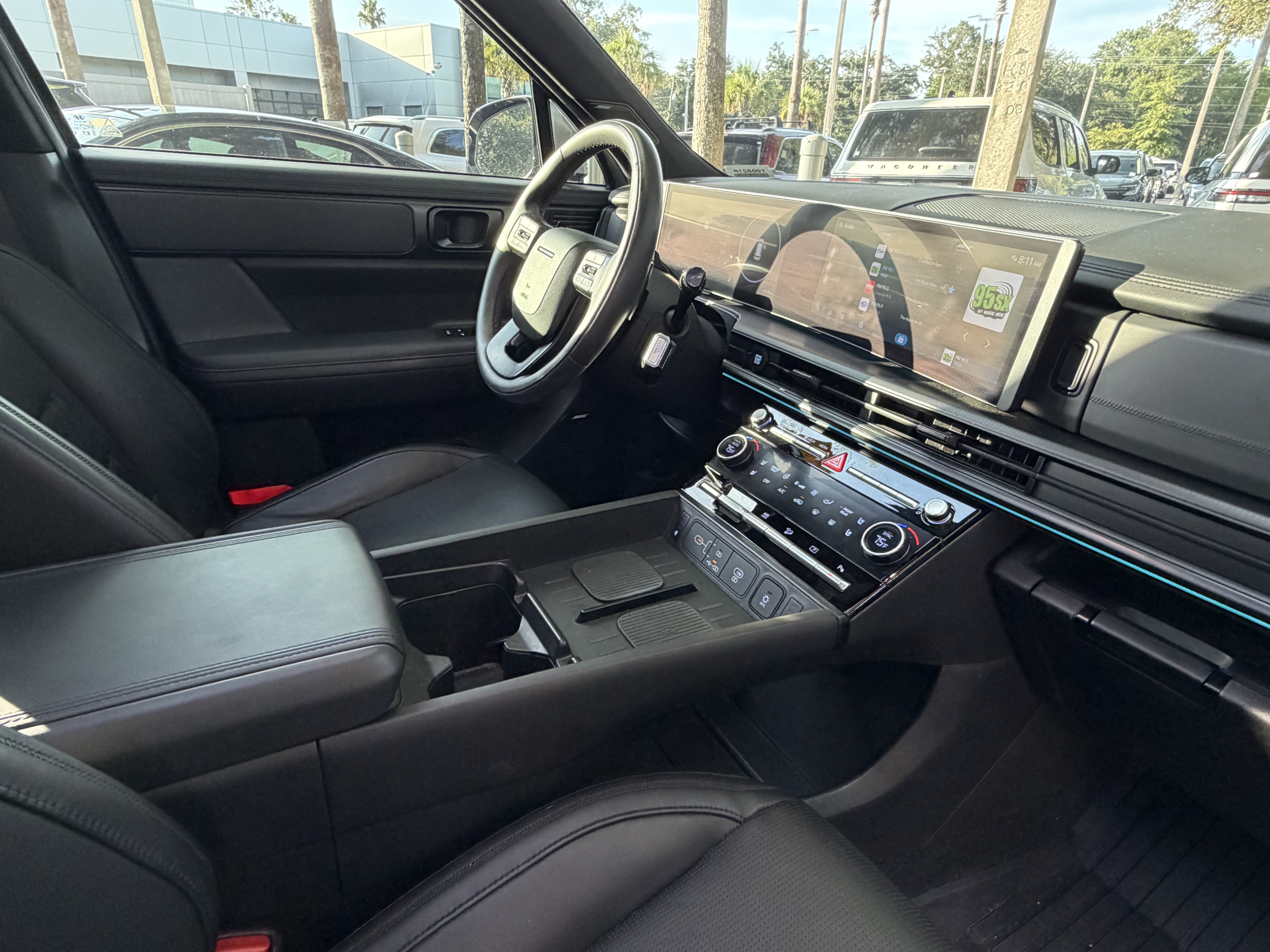 Used 2024 Hyundai Santa Fe Calligraphy AWD/4WD image 46