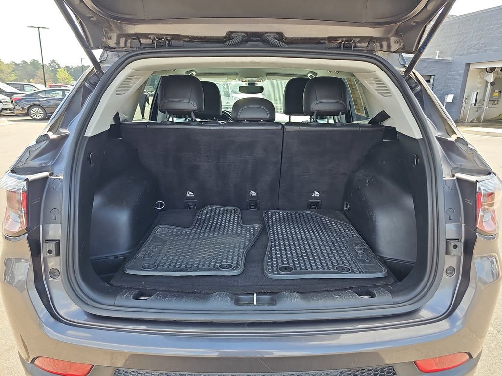 Used 2021 Jeep Compass Latitude image 15