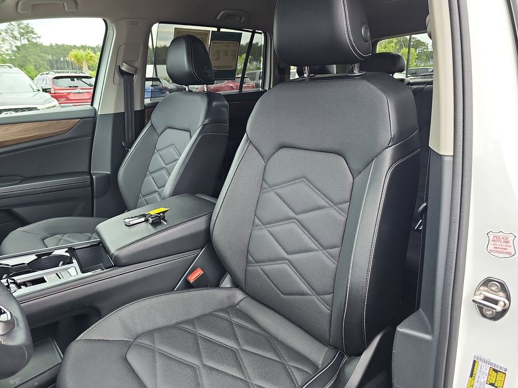 Used 2024 Volkswagen Atlas SE FWD image 21
