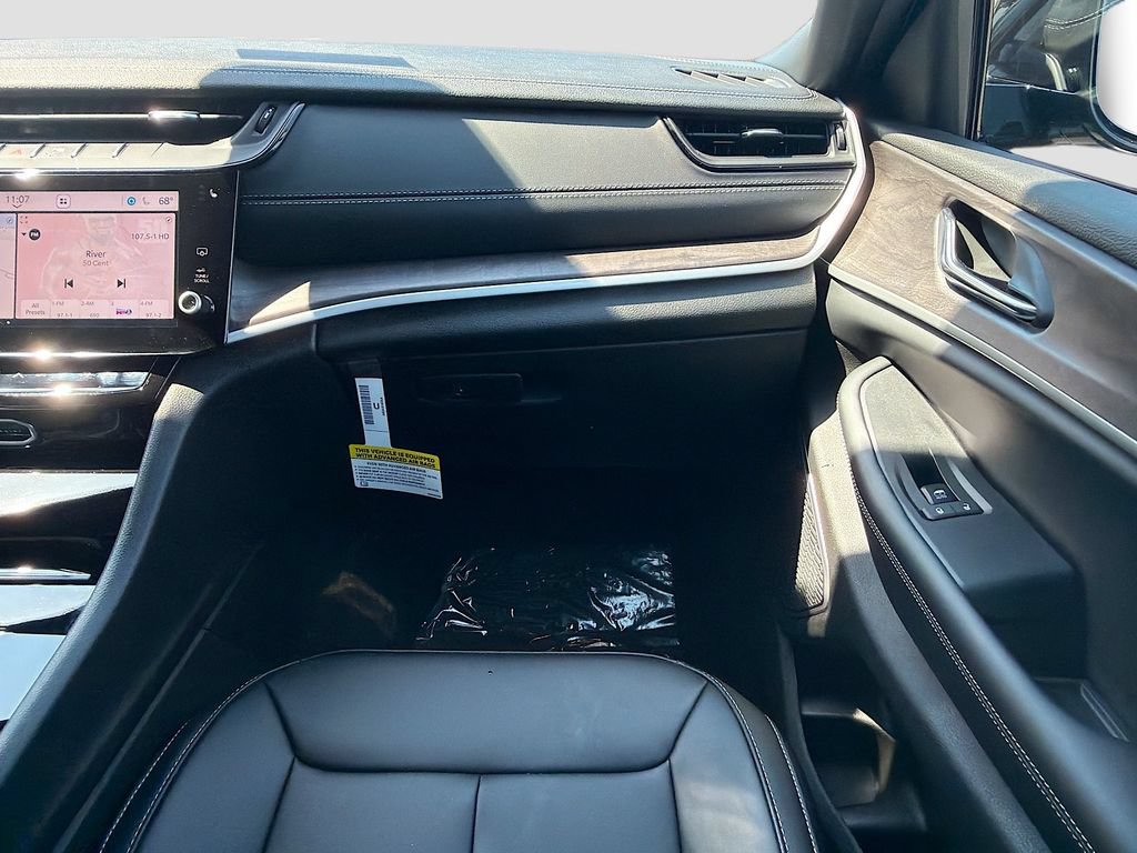 New 2026 Jeep Grand Cherokee Limited AWD/4WD image 18
