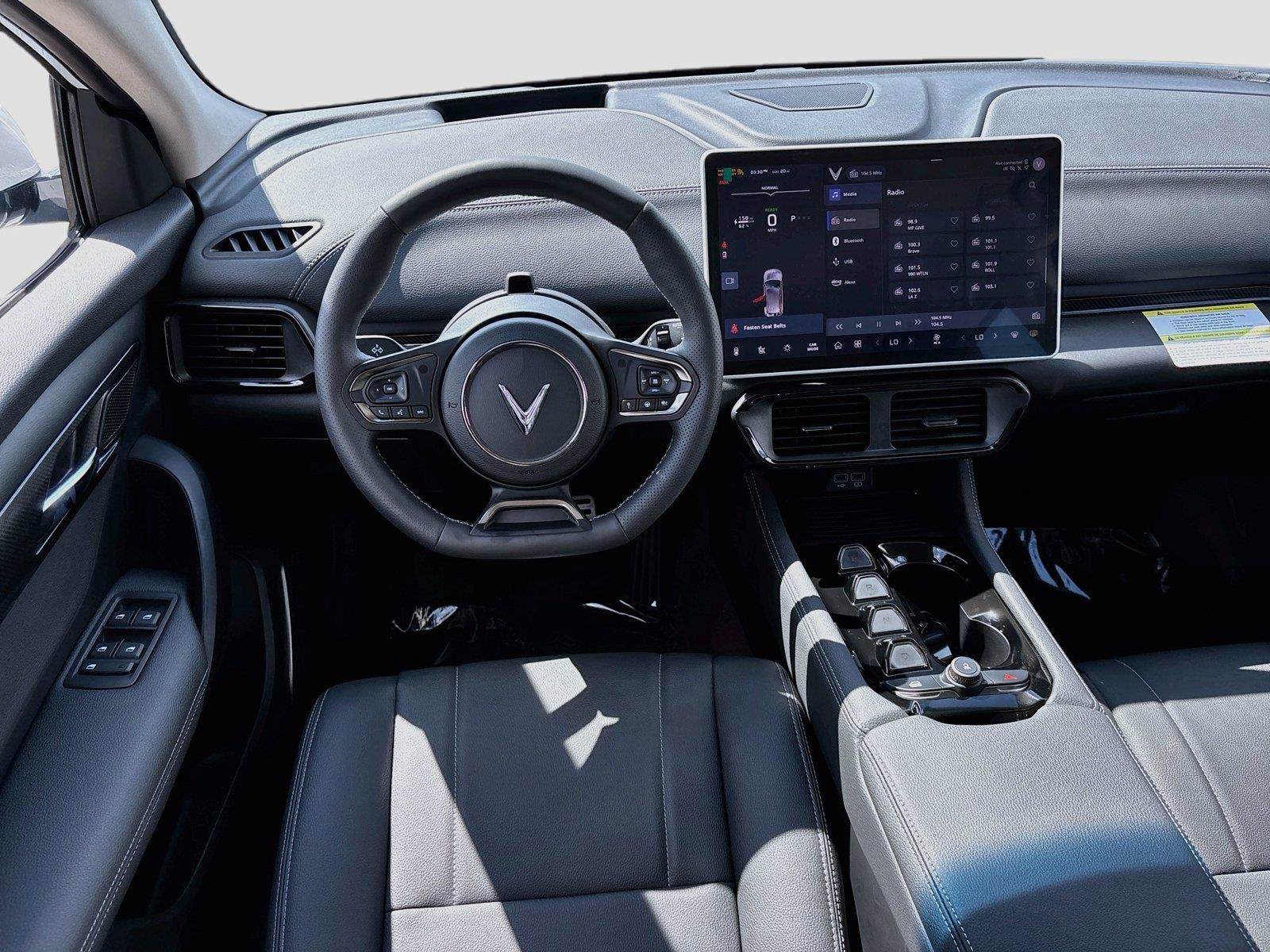 New 2027 VinFast VF 8 Eco AWD/4WD image 21