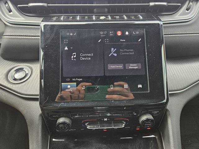 Used 2024 Jeep Grand Cherokee L Laredo AWD/4WD image 18