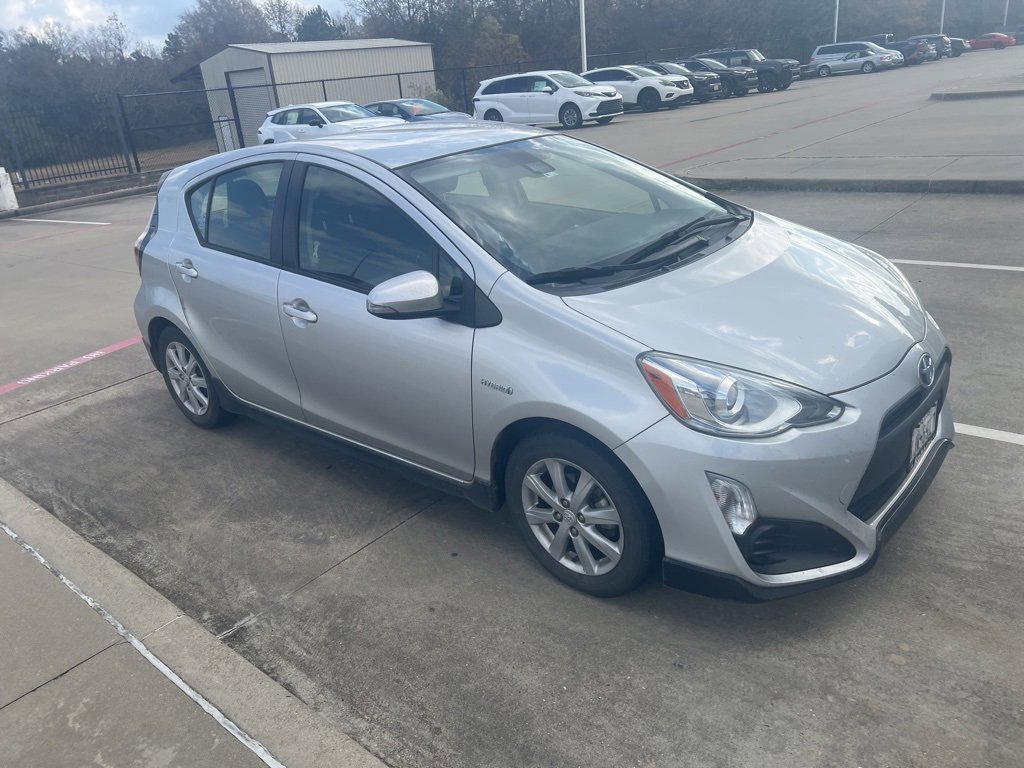 Used 2017 Toyota Prius C Three image 4
