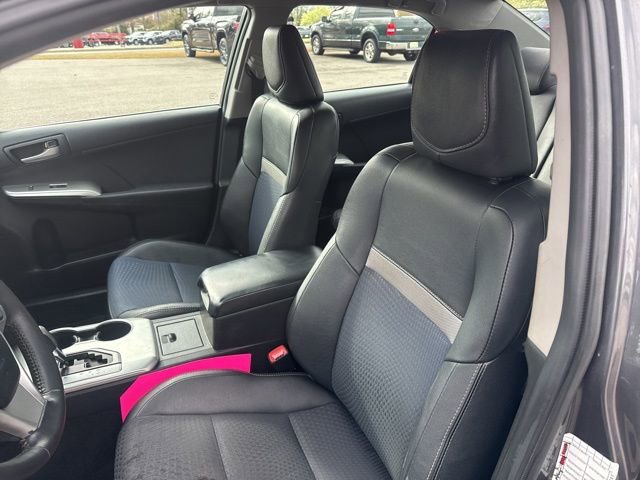 Used 2012 Toyota Camry SE image 21