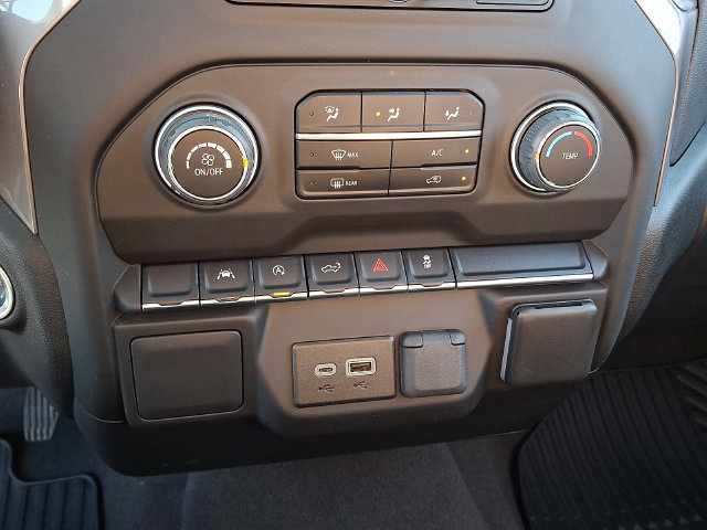 Used 2023 Chevrolet Silverado 1500 Custom AWD/4WD image 16