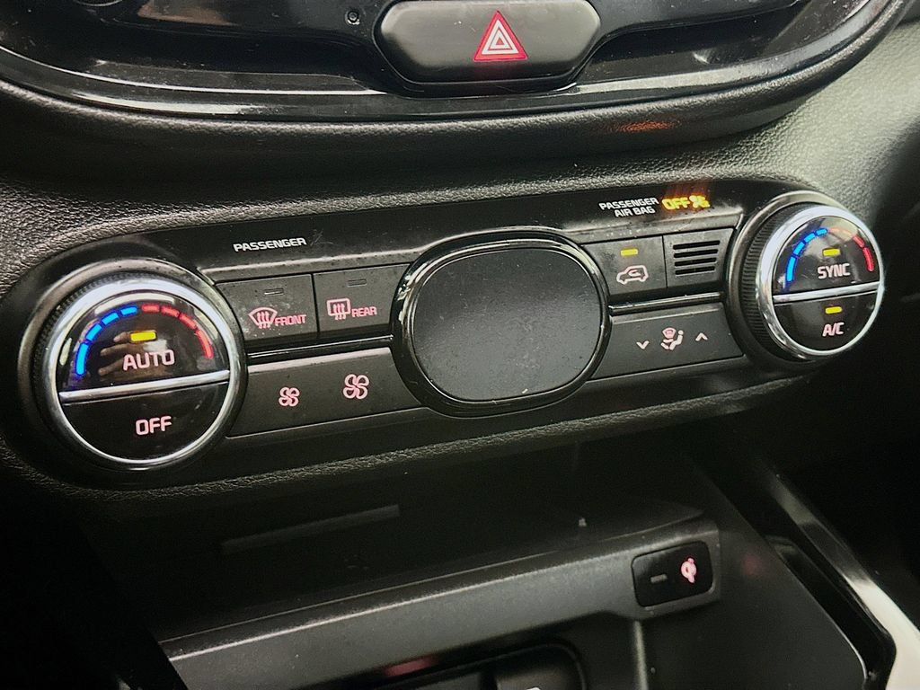 Certified 2022 Kia Soul GT-Line FWD image 24