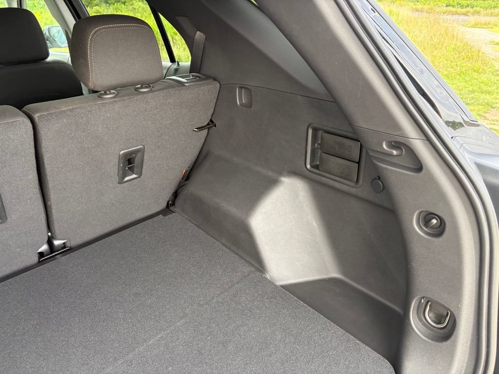 Used 2024 Chevrolet Equinox LT FWD image 47