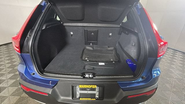 Used 2019 Volvo XC40 T5 R-Design AWD/4WD image 27