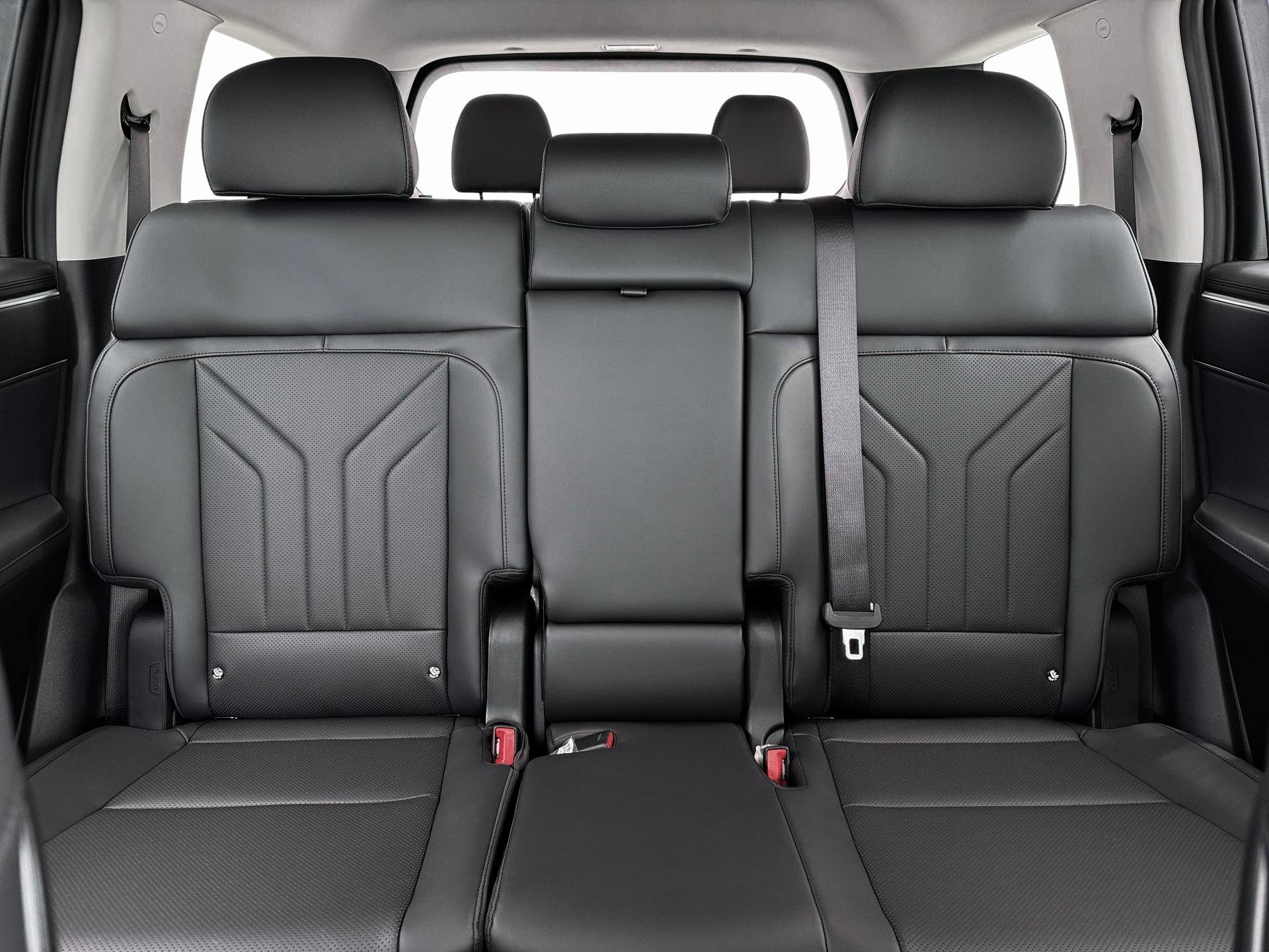 New 2026 Hyundai Santa Fe SEL FWD image 16