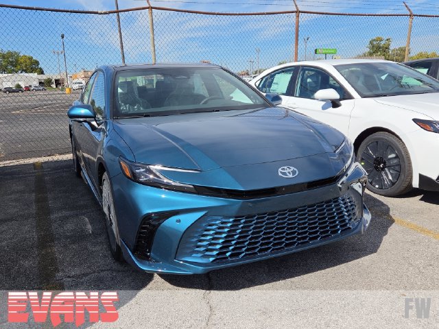 New 2026 Toyota Camry Hybrid AWD/4WD image 1