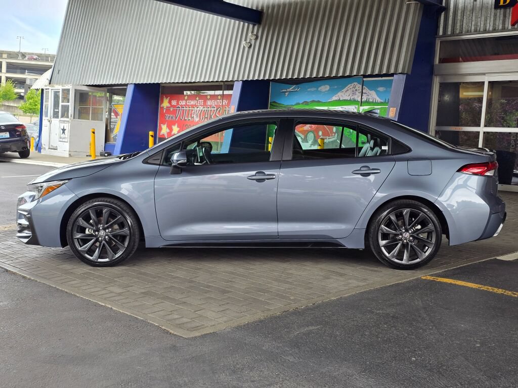 Used 2024 Toyota Corolla XSE FWD image 8