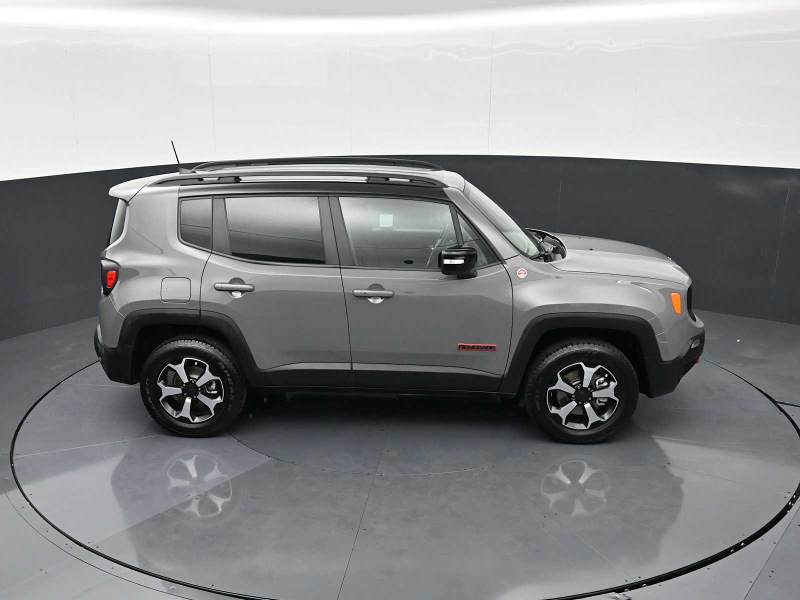 Used 2022 Jeep Renegade Trailhawk AWD/4WD image 20