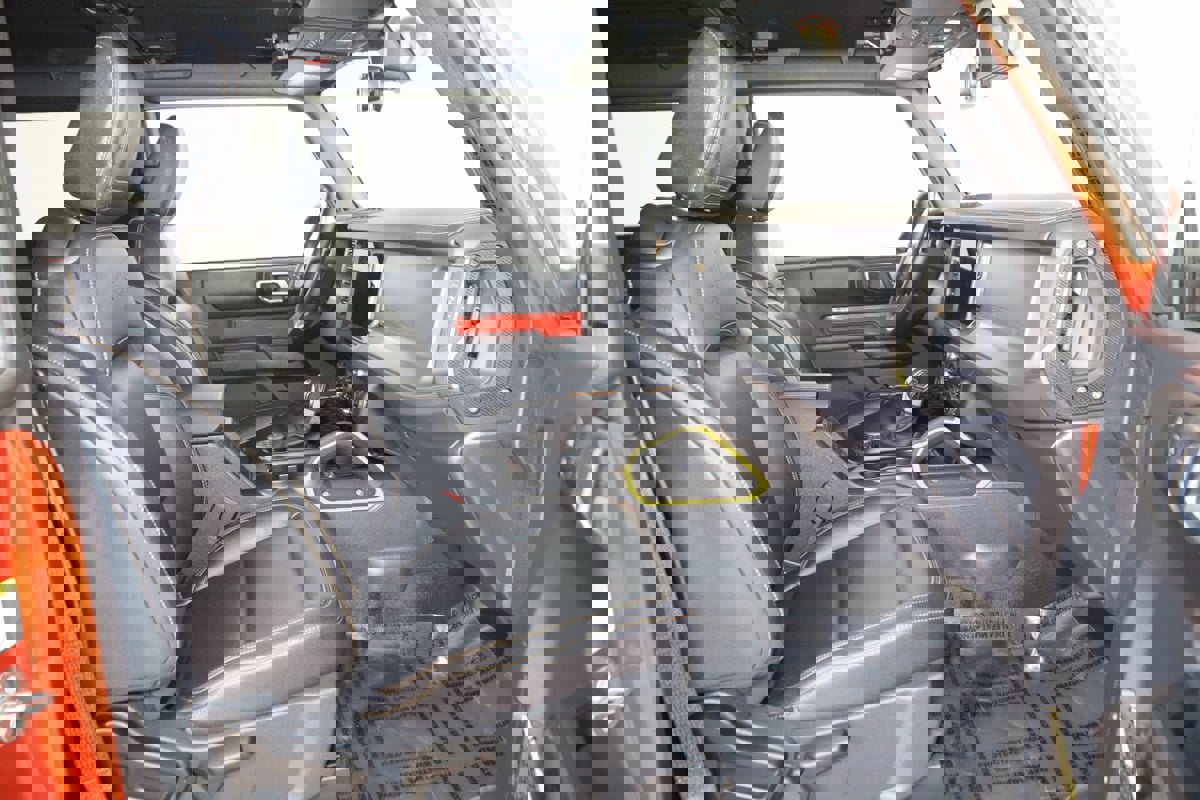 Used 2024 Ford Bronco Badlands image 13