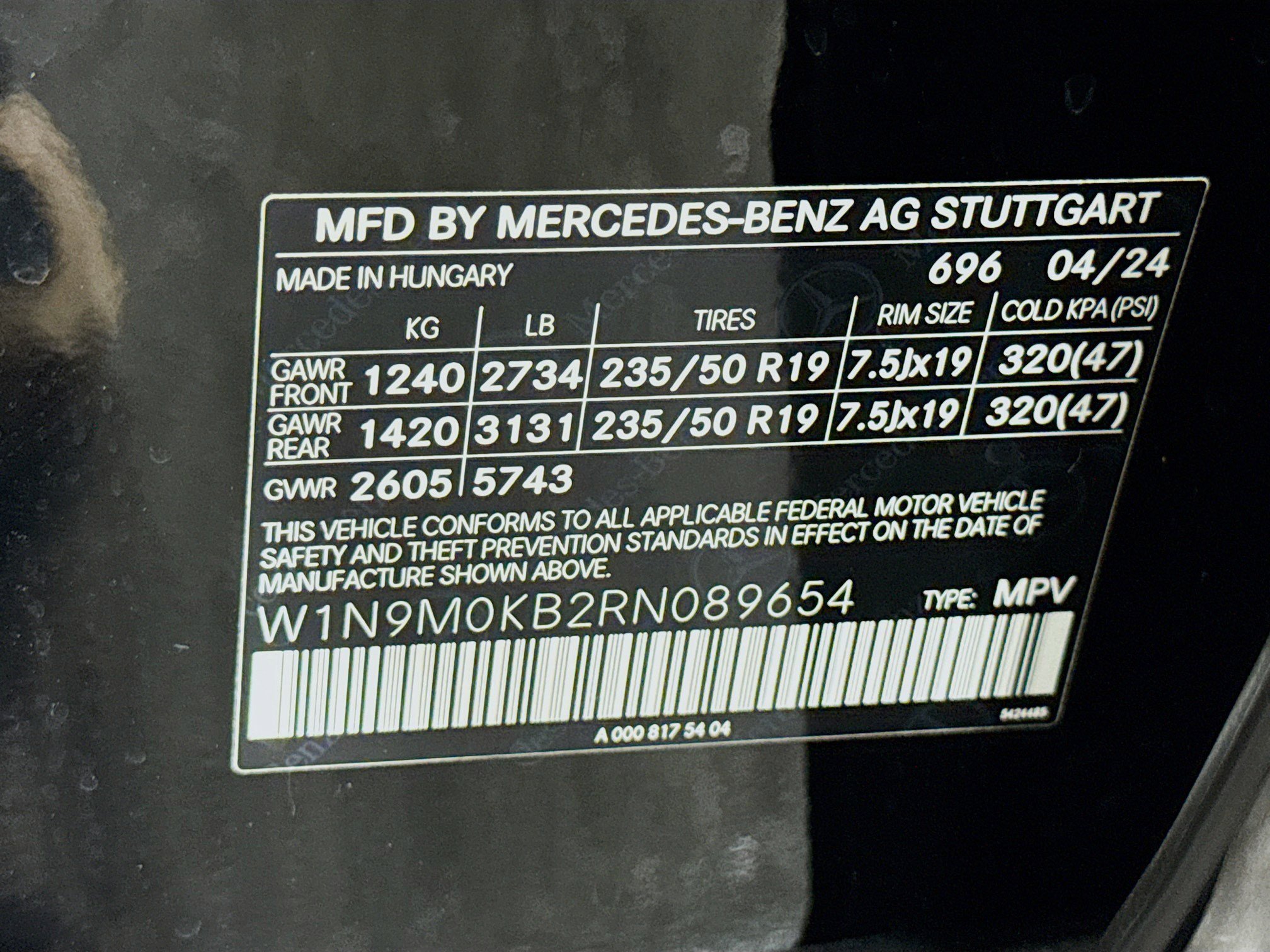 Used 2024 Mercedes-Benz EQB 300 4MATIC image 40