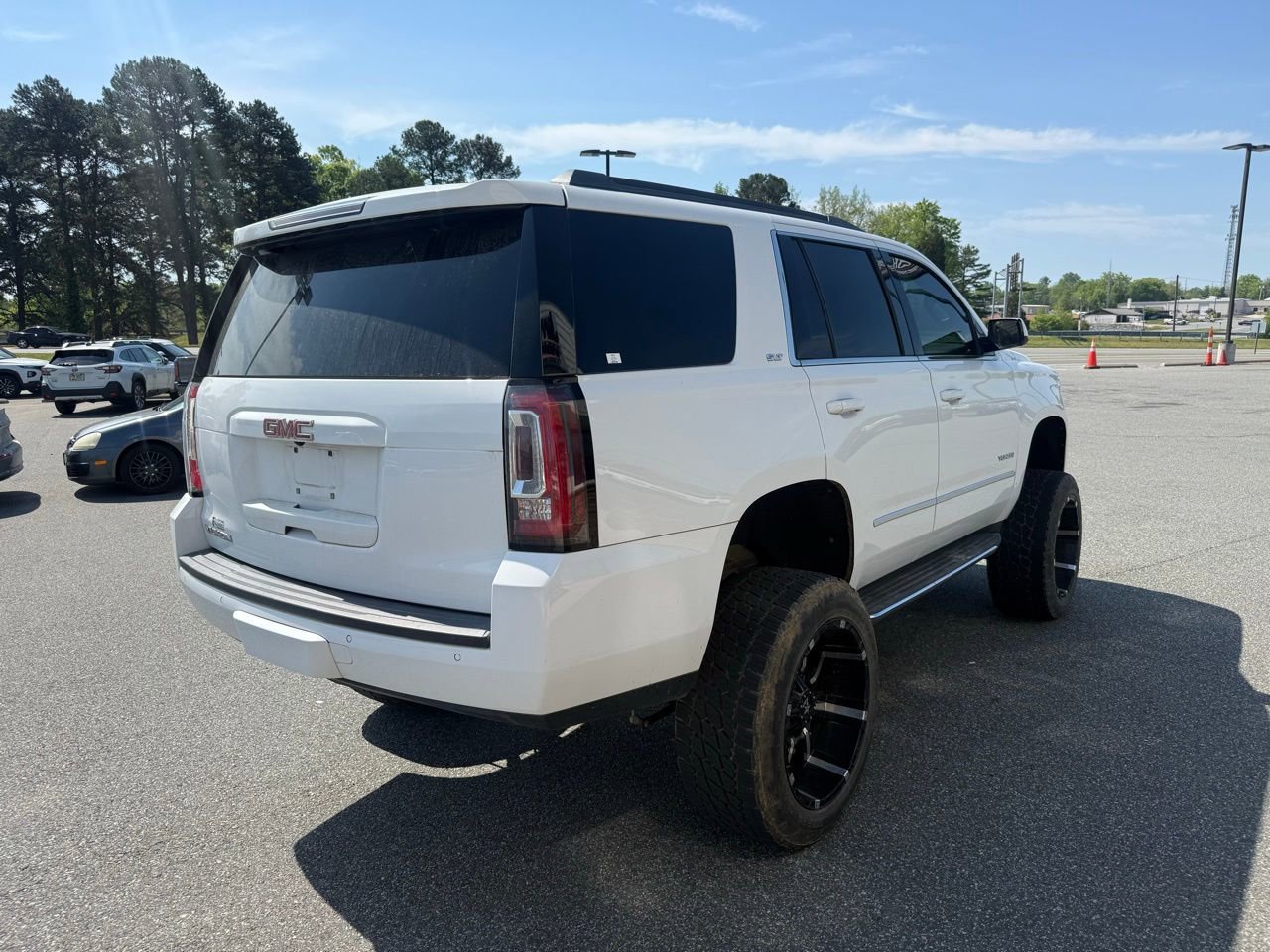 Used 2019 GMC Yukon SLT image 7