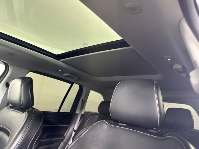 Used 2023 Jeep Grand Cherokee 4WD 4xe image 12