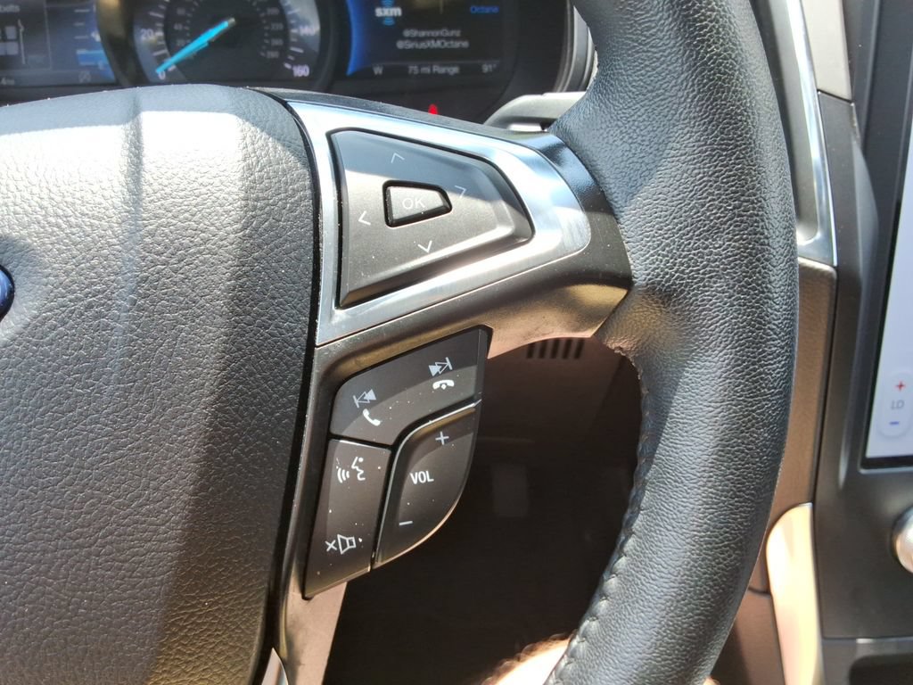 Used 2024 Ford Edge Titanium AWD/4WD image 24